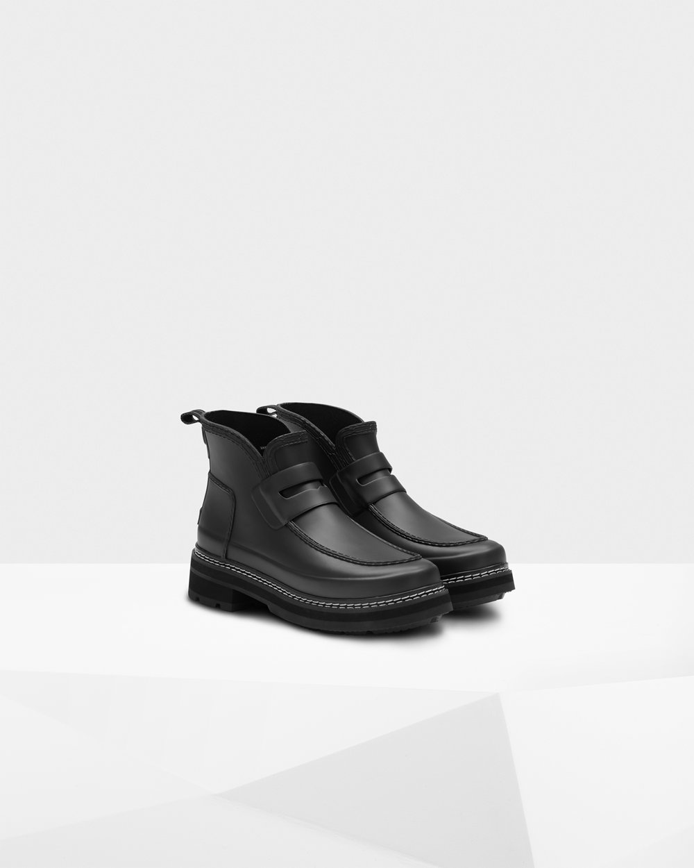 Botas Chelsea Hunter Feminina Pretas - Refined Stitch Detail Loafers - 21ZKBSOEP